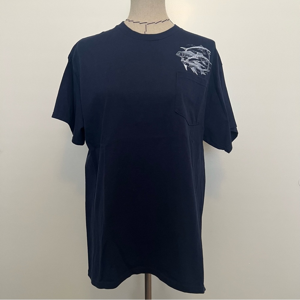 Navy blue short sleeve shirt with fish